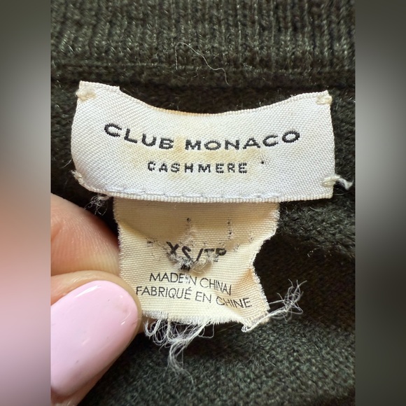 Club Monaco Men’s Green V-Neck Cashmere Crewneck Pullover Sweater - Size XS - Picture 4 of 7
